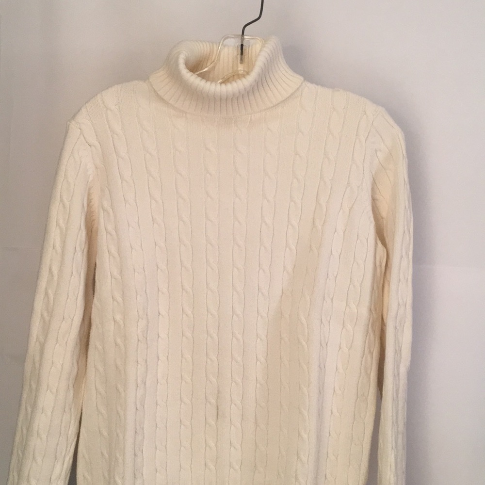 Eddie Bauer Sweater Medium